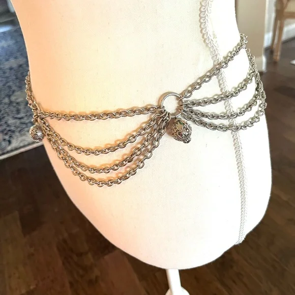 Vintage Silver Tone Scalloped Chain Link Filigree Belt Adjustable - Picture 3 of 14